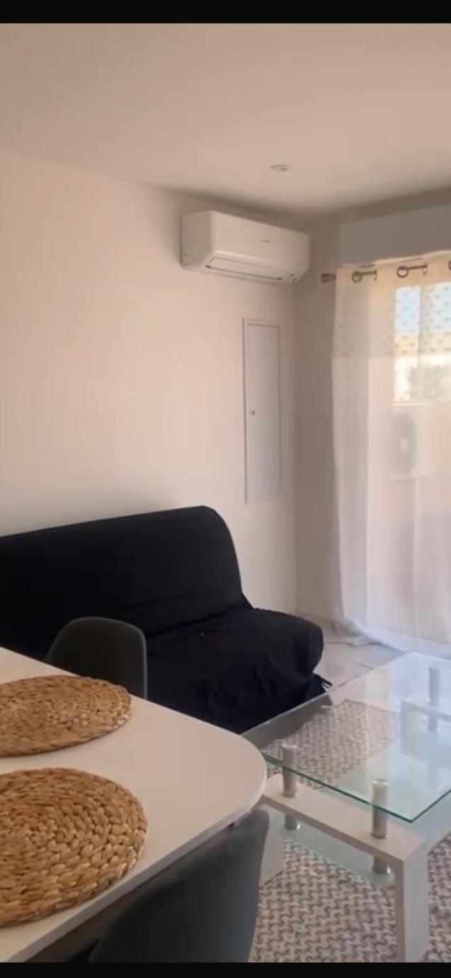 A Louer T2 Palasca (Corsica)